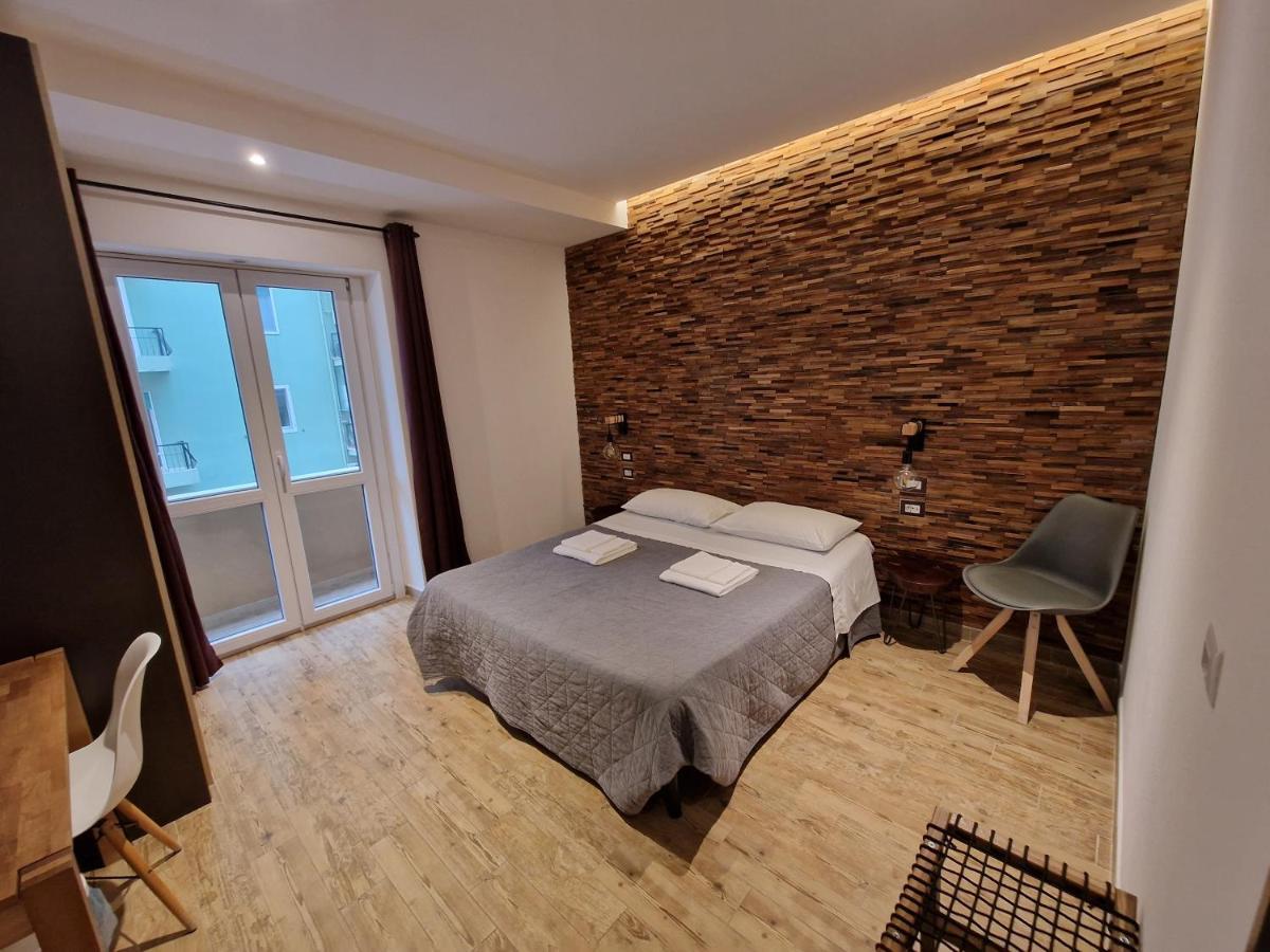 Arya Cagliari Hotel Ngoại thất bức ảnh