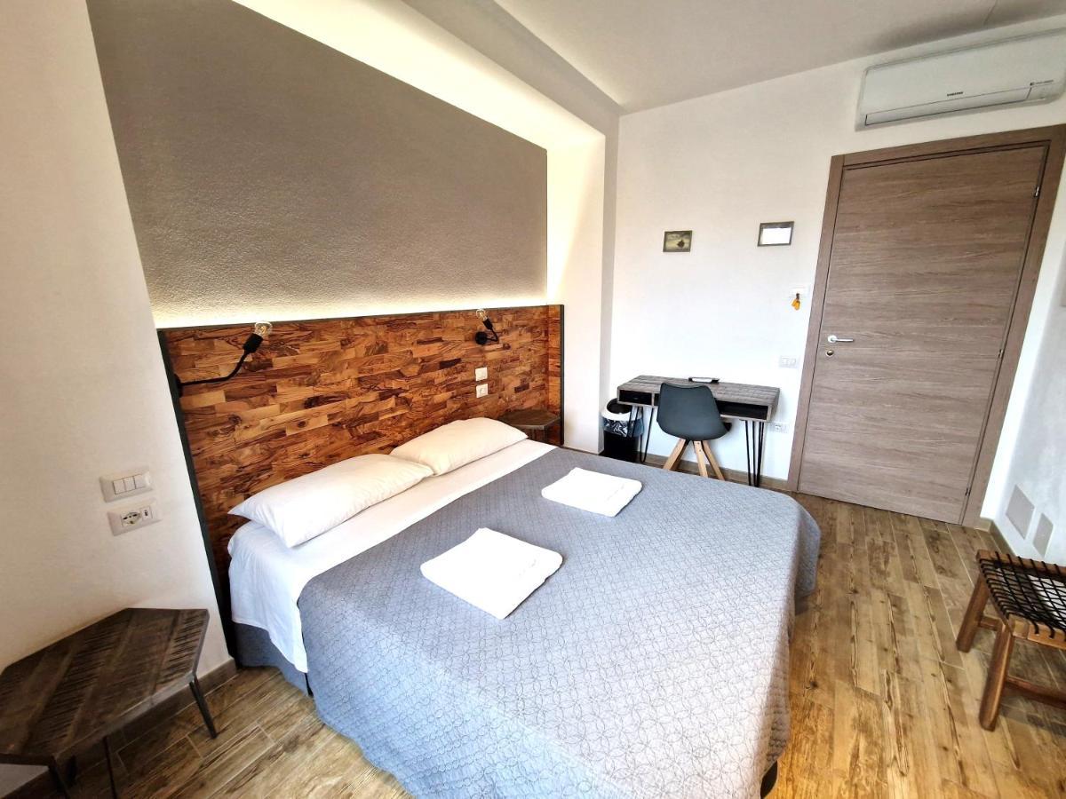 Arya Cagliari Hotel Ngoại thất bức ảnh
