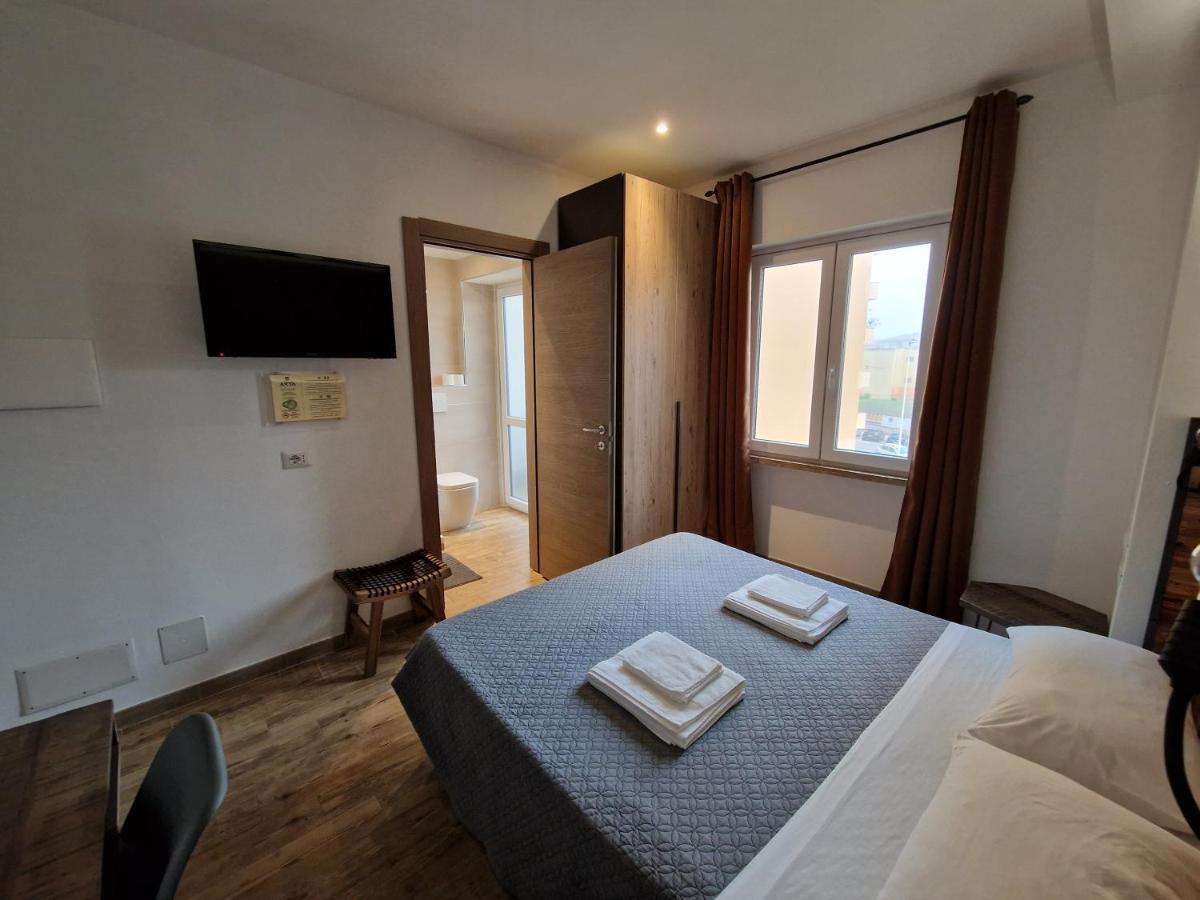Arya Cagliari Hotel Ngoại thất bức ảnh