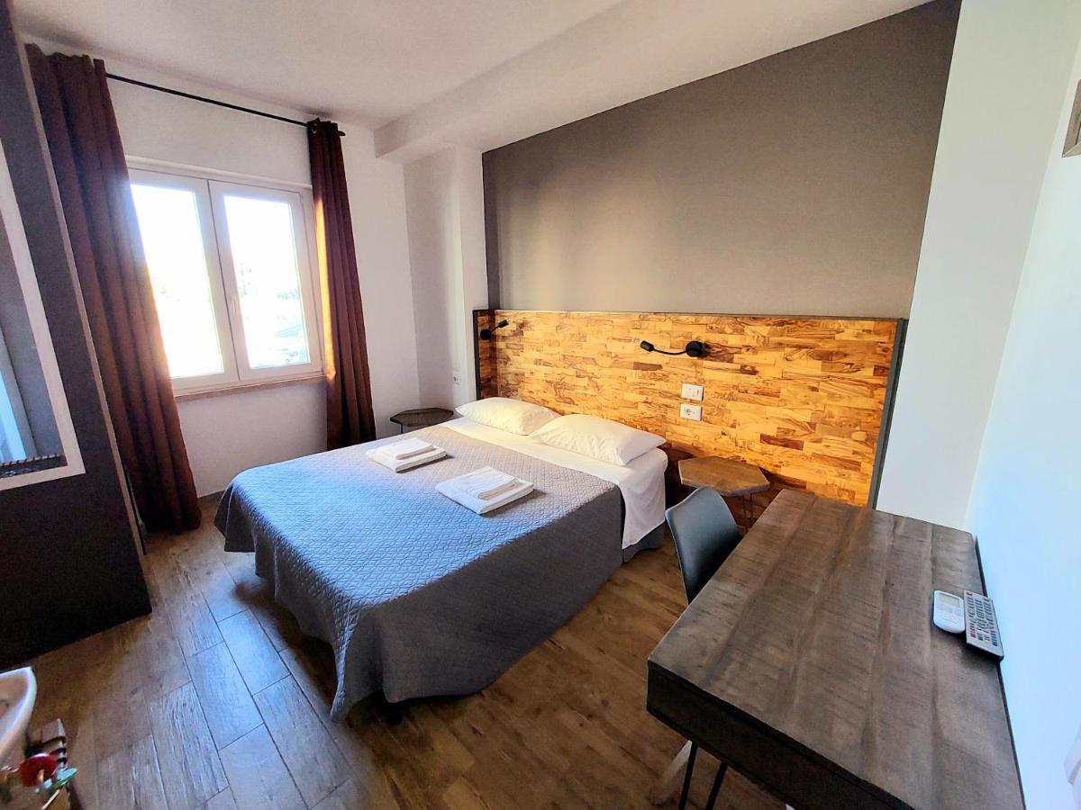 Arya Cagliari Hotel Ngoại thất bức ảnh